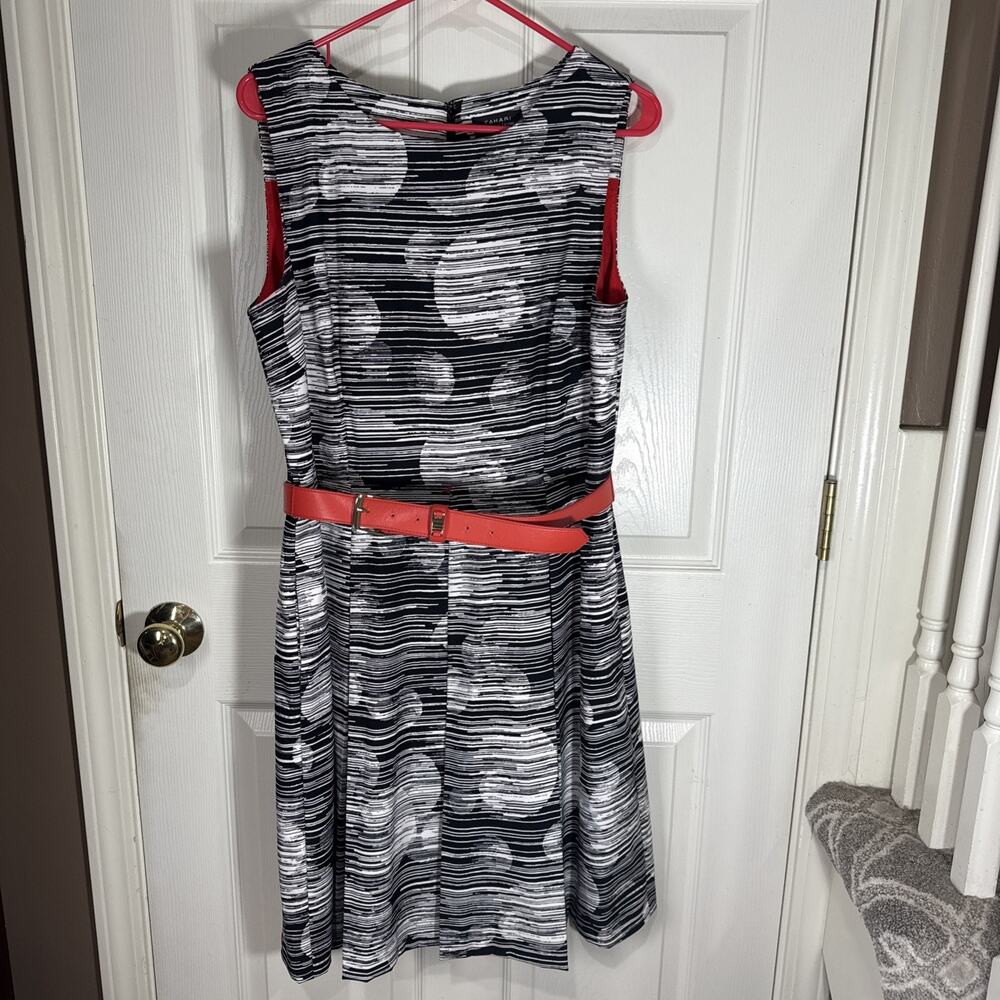 Tahari Arthur S Levine Geometric Black/White Sleeveless Dress Size 14 Lined Red